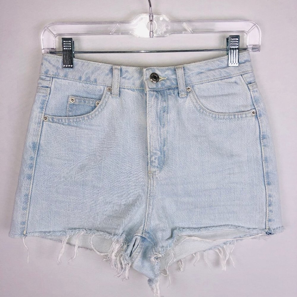 Topshop Moto Lt Wash High Waist Mom Jean Shorts 4